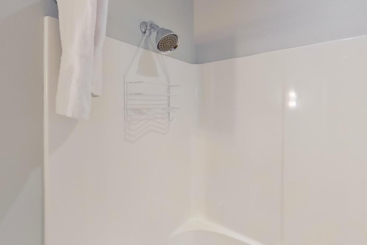 Chelan Resort Suites Sunny Shores 310 Екстериор снимка
