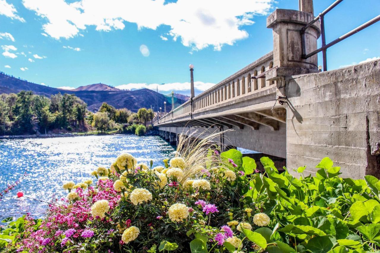 Chelan Resort Suites Sunny Shores 310 Екстериор снимка